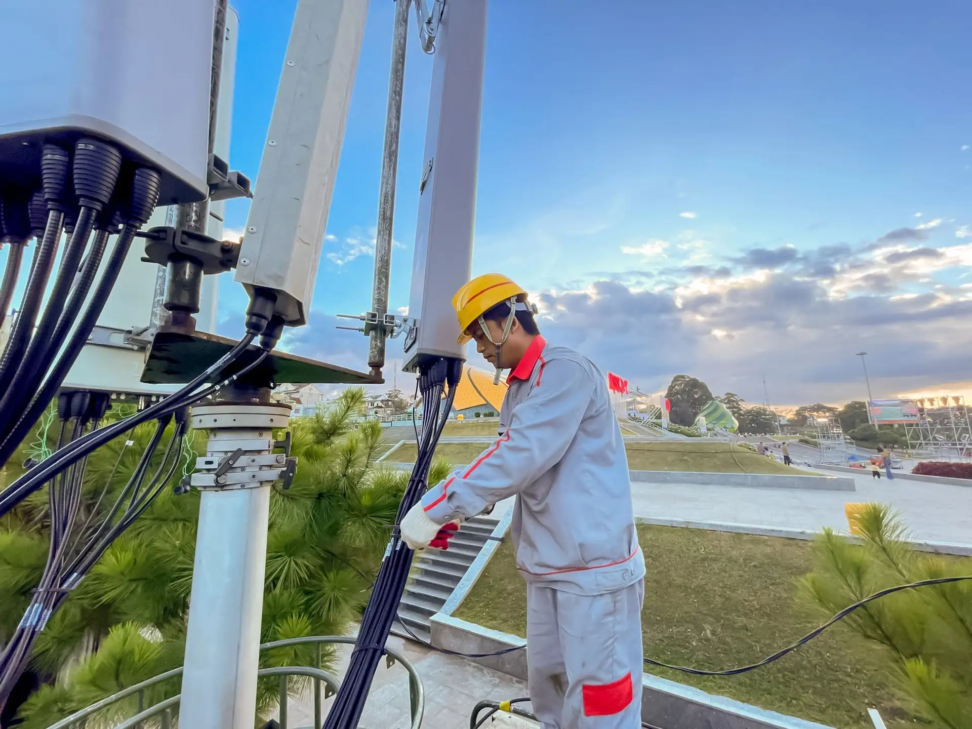 Cáp quang 5G: Cách mạng kết nối tốc độ siêu nhanh