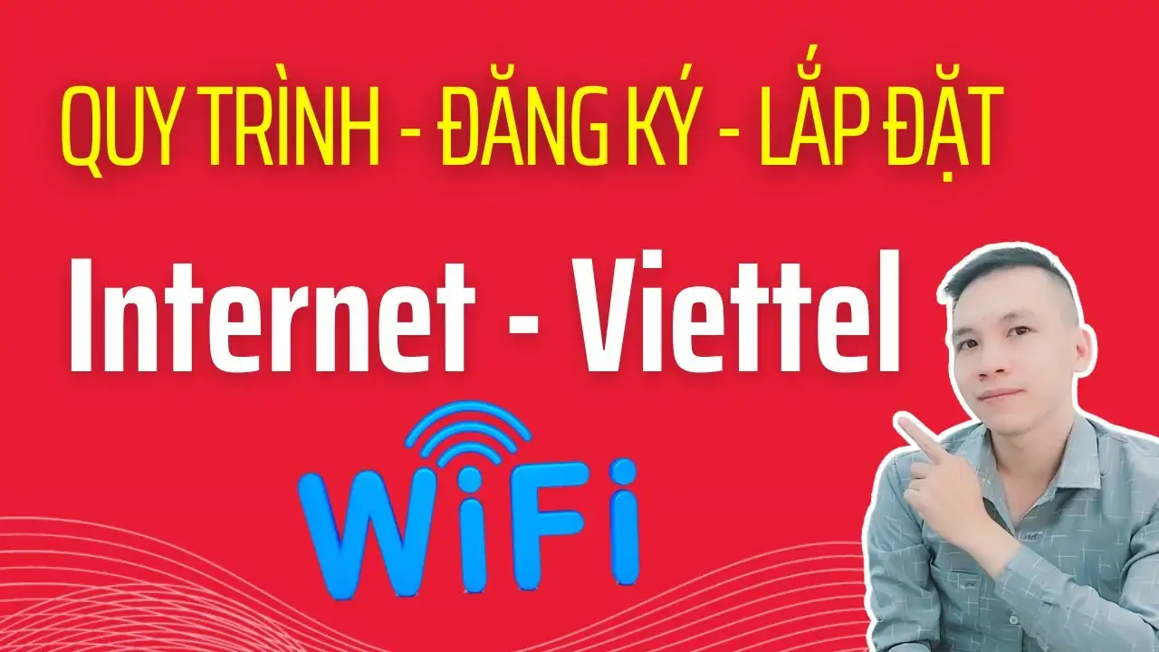 Nhân viên Viettel đang lắp đặt cáp quang tại nhà khách hàng năm 2025