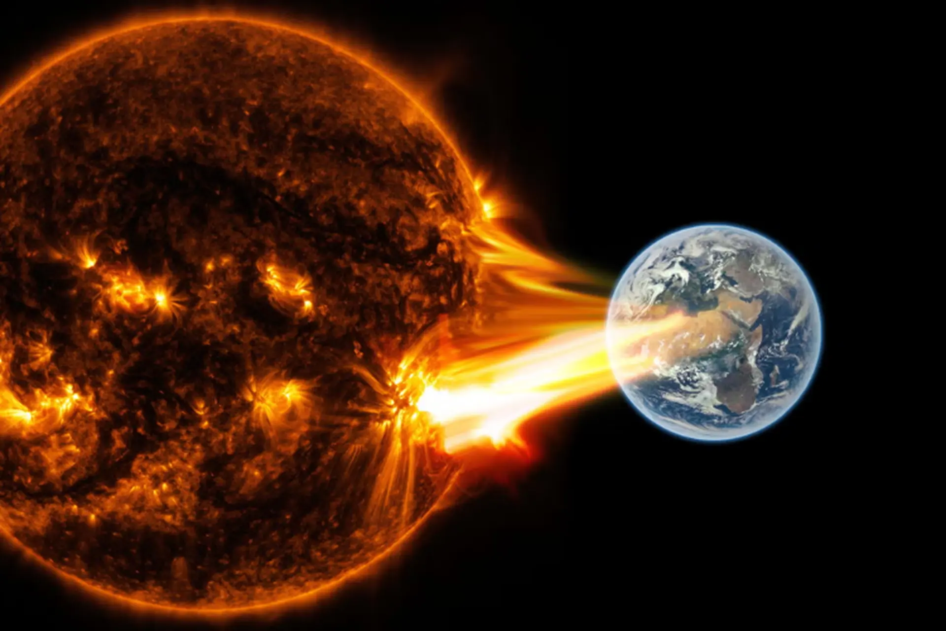 Hình bão mặt trời với plasma và ánh sáng từ Mặt Trời
