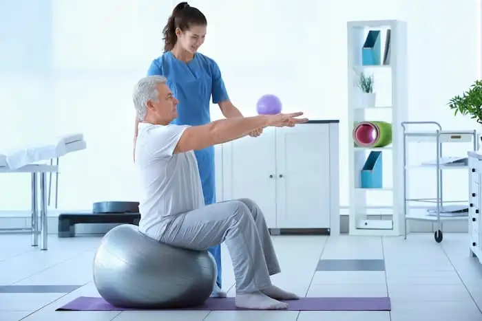 Khóa học chiropractic và vật lý trị liệu giúp giảm đau lưng hiệu quả sau 1 tuần